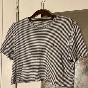 Super cool OG Cropped AllSaints woman’s T